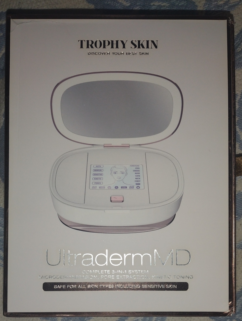 TROPHY SKIN UltradermMD Skincare Device - White with Pink Accents